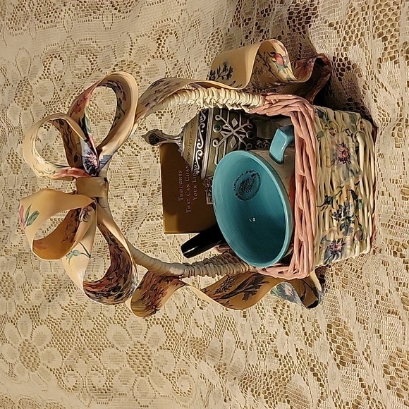 Floral Gift Basket